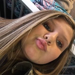 Meet your Posher, Lexi